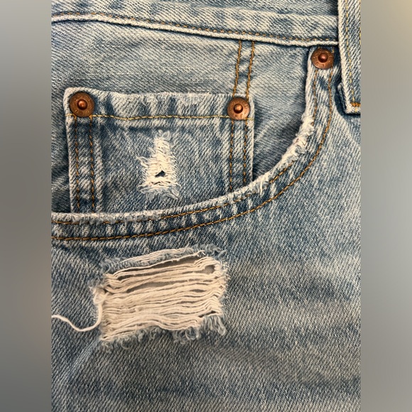 Levi’s 501® Original Fit High Rise Distressed Medium Wash Denim Jean Shorts 30 - Picture 2 of 12